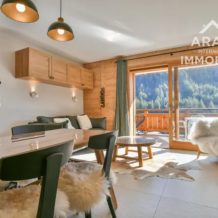 Modern Alpine Retreat With Gorgeous Views *