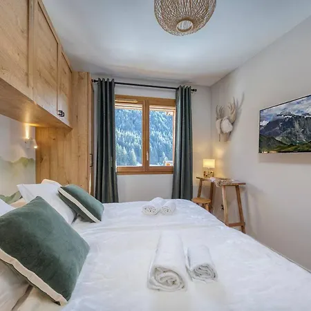 Modern Alpine Retreat With Gorgeous Views Apartment Saint-Jean-de-Sixt