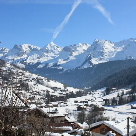 Modern Alpine Retreat With Gorgeous Views Saint-Jean-de-Sixt